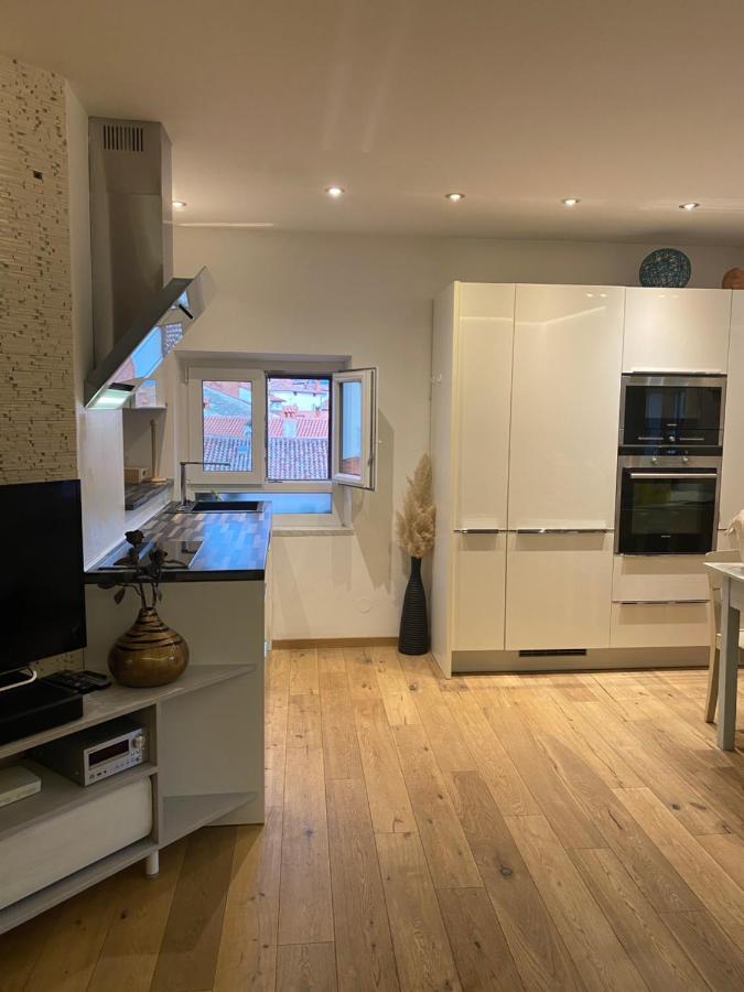 Apartma Mari Koper Zewnętrze zdjęcie